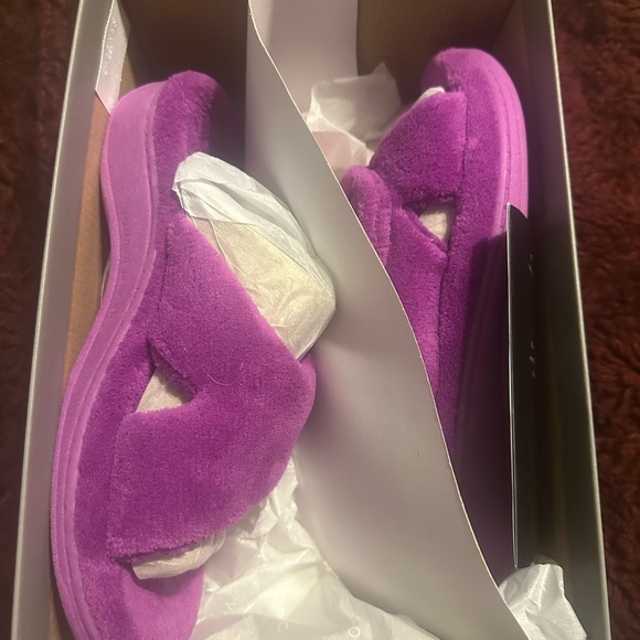 Fuzzy Purple Slide Sandals - Picture 7 of 9